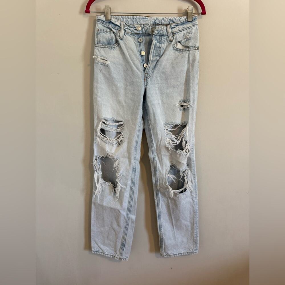 &Denim Distressed Light Wash Baggy 90s Boyfriend Jeans Size 0